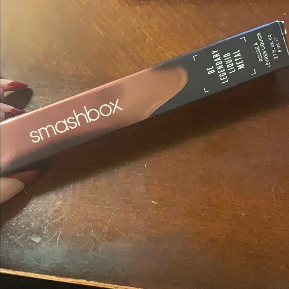 Smashbox be legendary liguid metal